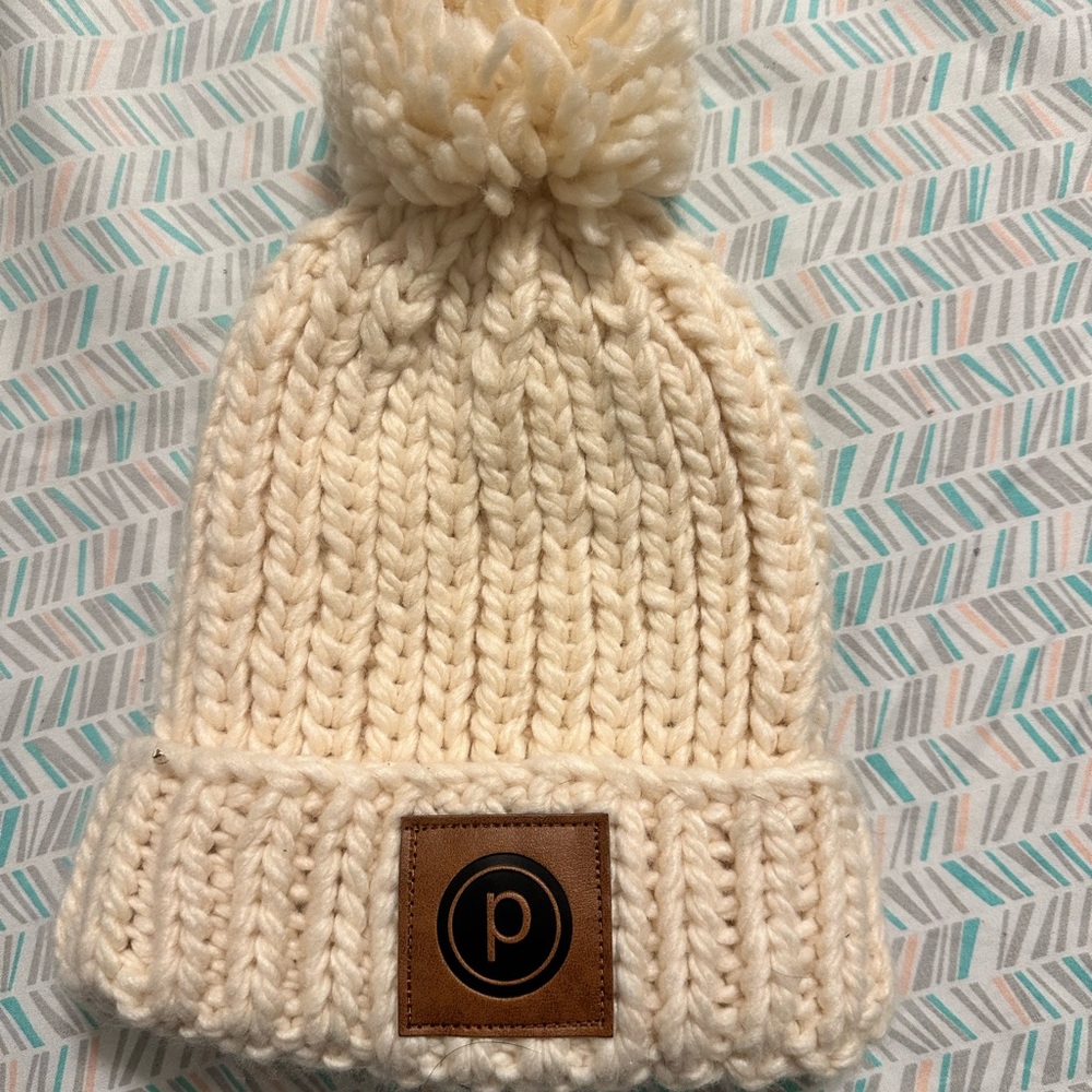 Cream Knit Pom-Pom Beanie
